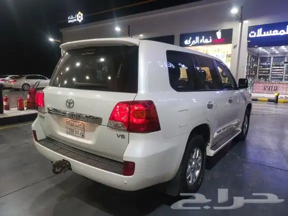 لاندكروز 2014 وكاله ماشي قليل 17