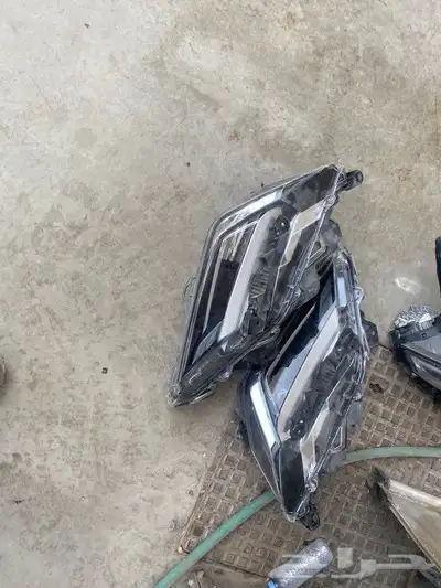 للبيع شمعات يارس موديل 2023 0