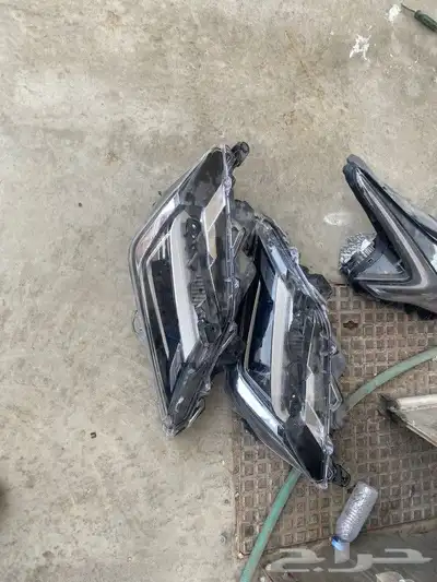 للبيع شمعات يارس موديل 2023 2