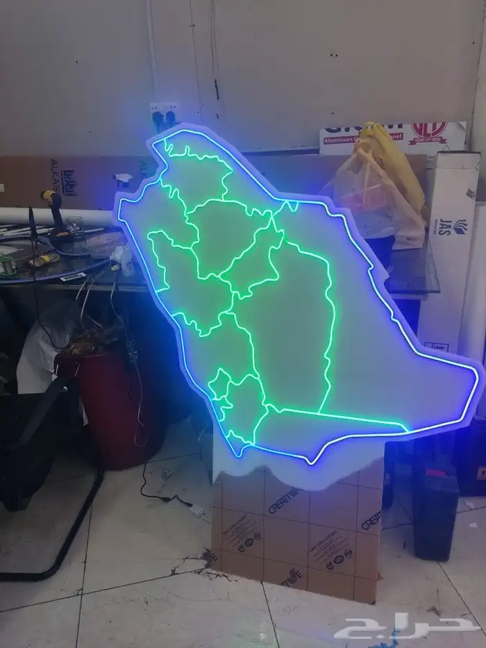 تصنيع لوحات ليد نيون حسب الطلب 1