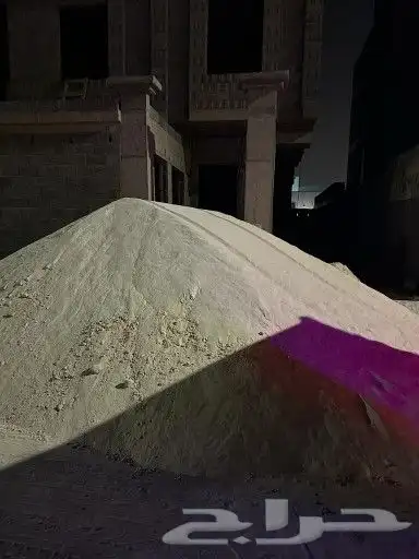 رمل ابيض تليس تيماء بصندوق26مترة 42من45طن 3