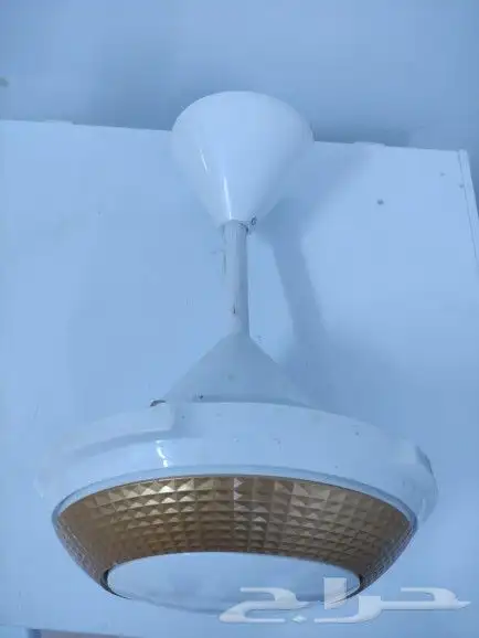 مروحة سقف شبه جديده في رنيه 1