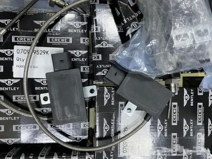 قطع غيار بنتلي اعلى جوده امكانية الشحن 2