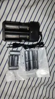 بطاريات ليزر وكشافات وكاميرات قابله لاعاده الشحن 1