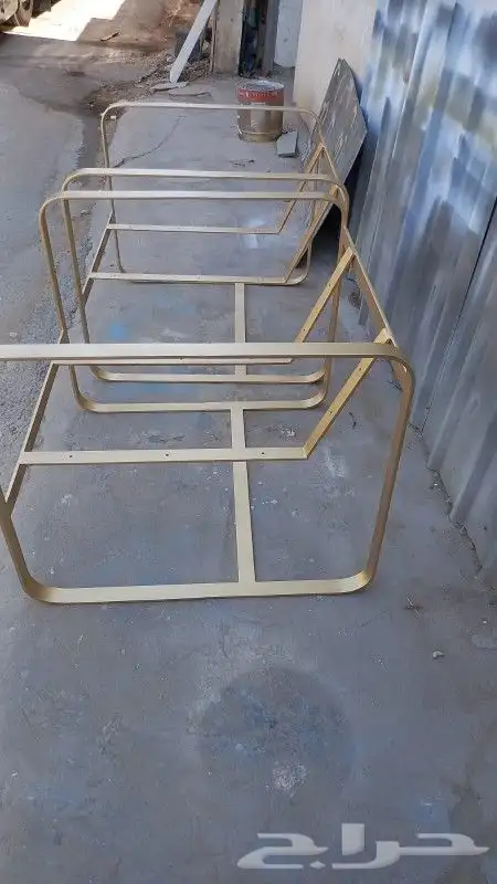 لسنا الوحيدون لكن مميزون 4