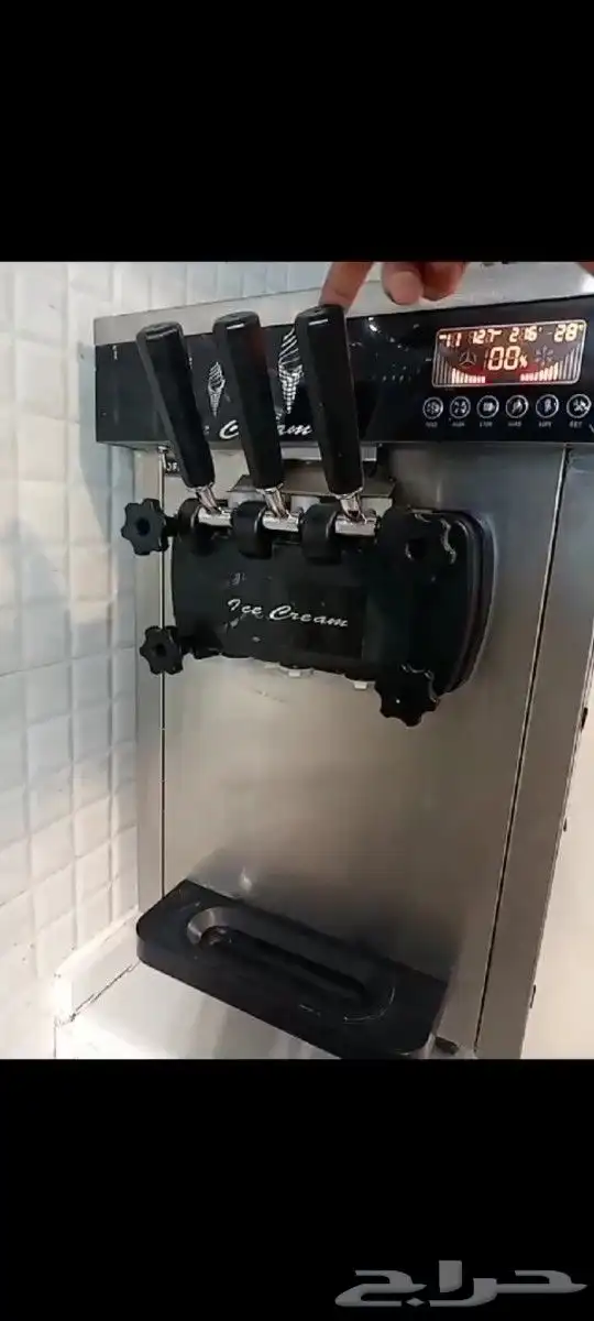 تاجير مكاين ايس كريم وفشار مسليات حفلات بانكيك 3 050803326 2
