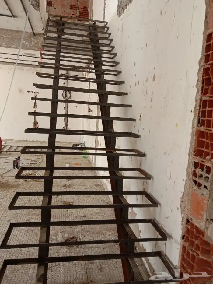 معلم حداد لجميع اعمال الحداده والمظلات والصاج والهناجر 7