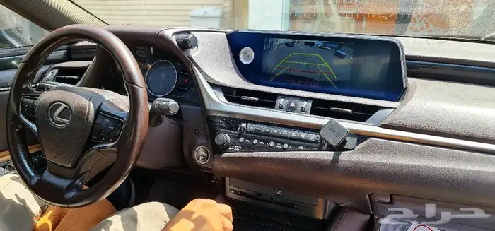 شاشة لكزس es350 2020 0
