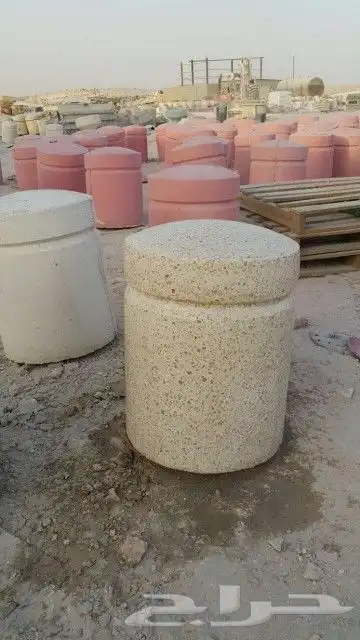 تصنيع جميع انواع الحواجز الخرسانية دبل فيس ون فيس سفتي قواعد 16