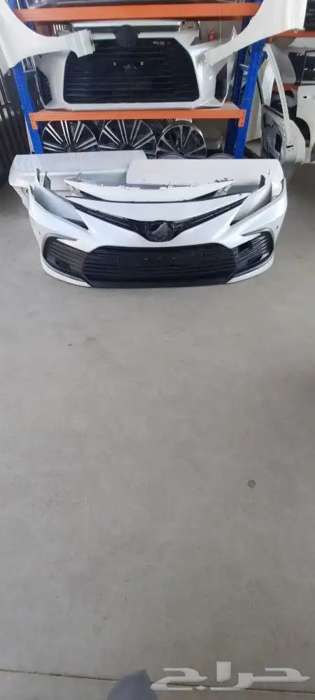 صدام كامري 23 استاندر كامل باغراضه ابيض ساده نظييف وكاله 2