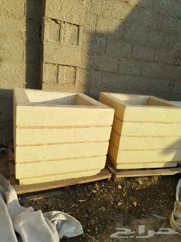 تصنيع جميع انواع الحواجز الخرسانية دبل فيس ون فيس سفتي قواعد 6