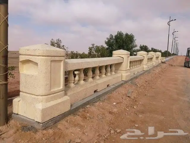 تصنيع جميع انواع الحواجز الخرسانية دبل فيس ون فيس سفتي قواعد 14