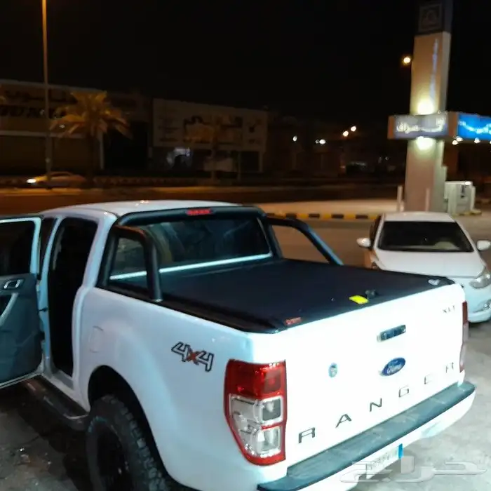 غطاء حوض فورد رينجر غمارتين قابل للسحب 2