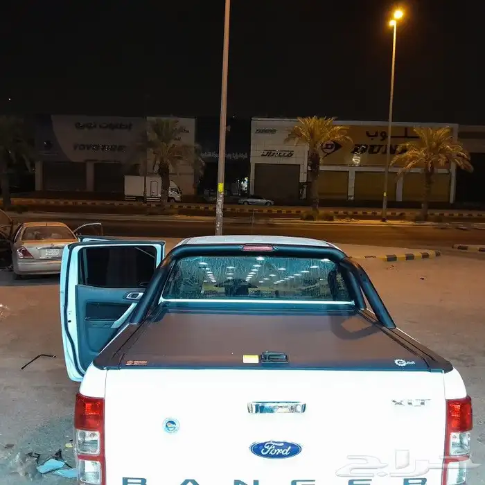 غطاء حوض فورد رينجر غمارتين قابل للسحب 0