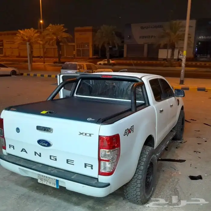 غطاء حوض فورد رينجر غمارتين قابل للسحب 3