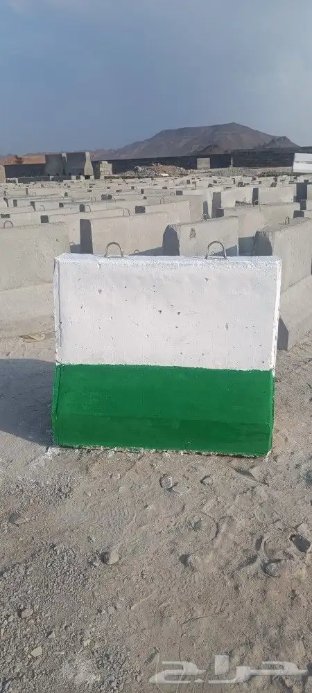 حواجز خرسانية بكافة المقاسات ( نيوجرسي ) سفتي 32