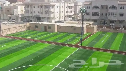 إنشاء ملاعب كرة القدم بالعشب الصناعي وارضيات مطاطية 12