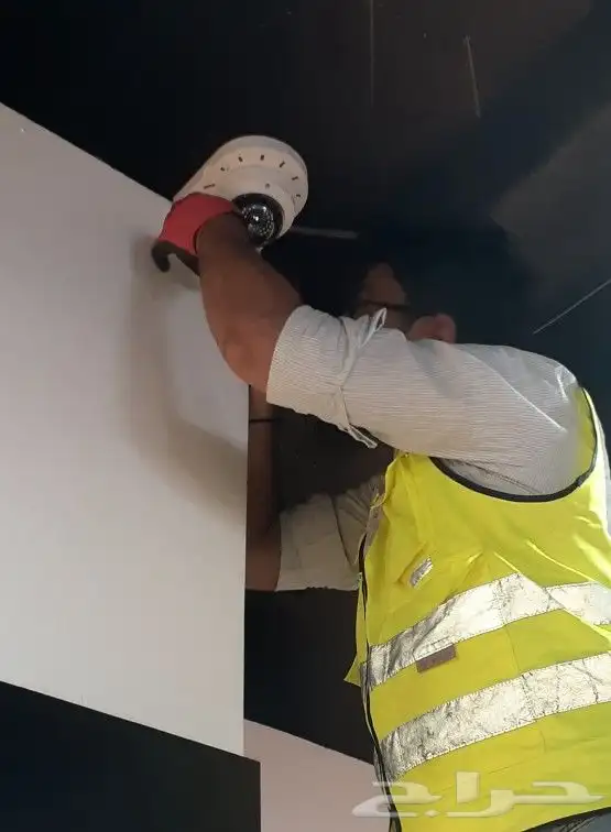 صيانة كاميرات مراقبه و فنيين تركيب كاميرات 4