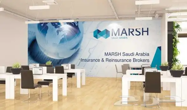 طباعة وتركيب جميع أنواع الستيكر اللاصق والستائر الاعلانية. 0
