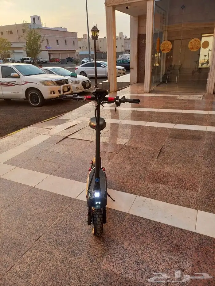 سكوتر شبيه الوحش المطور 48 ولت 4