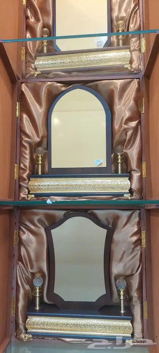 دروع تذكارية وبأرخص الأسعار بمناسبة اليوم الوطني 8