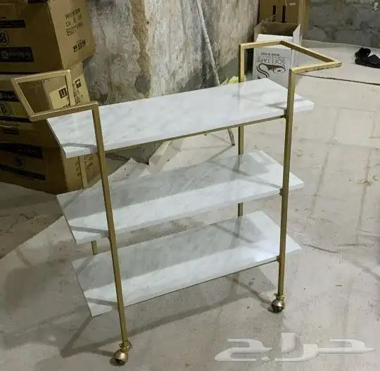 طاولات ارضي ومرتفع وبلازما 44