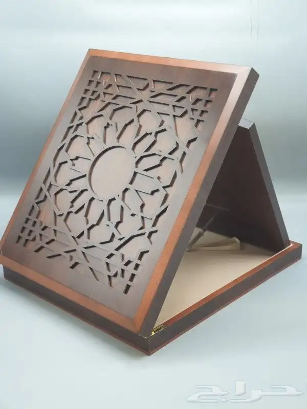 دروع تذكارية وبأرخص الأسعار بمناسبة اليوم الوطني 16