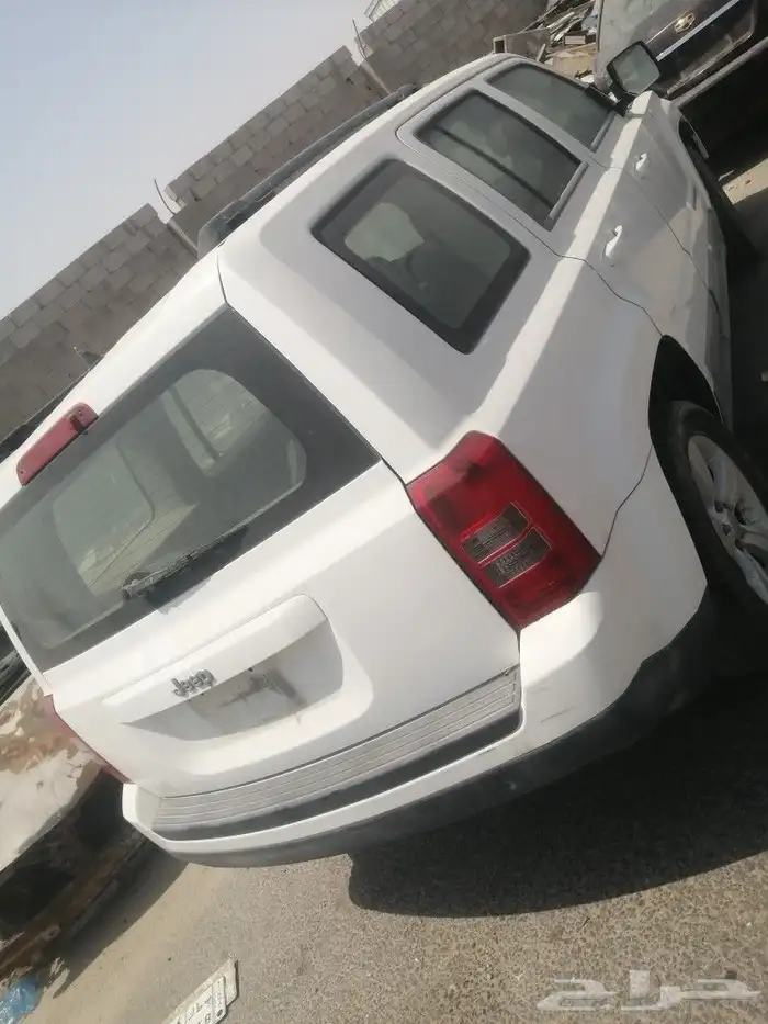 تشليح قطع غيار جيب شروكي باتريوت 2012. 1