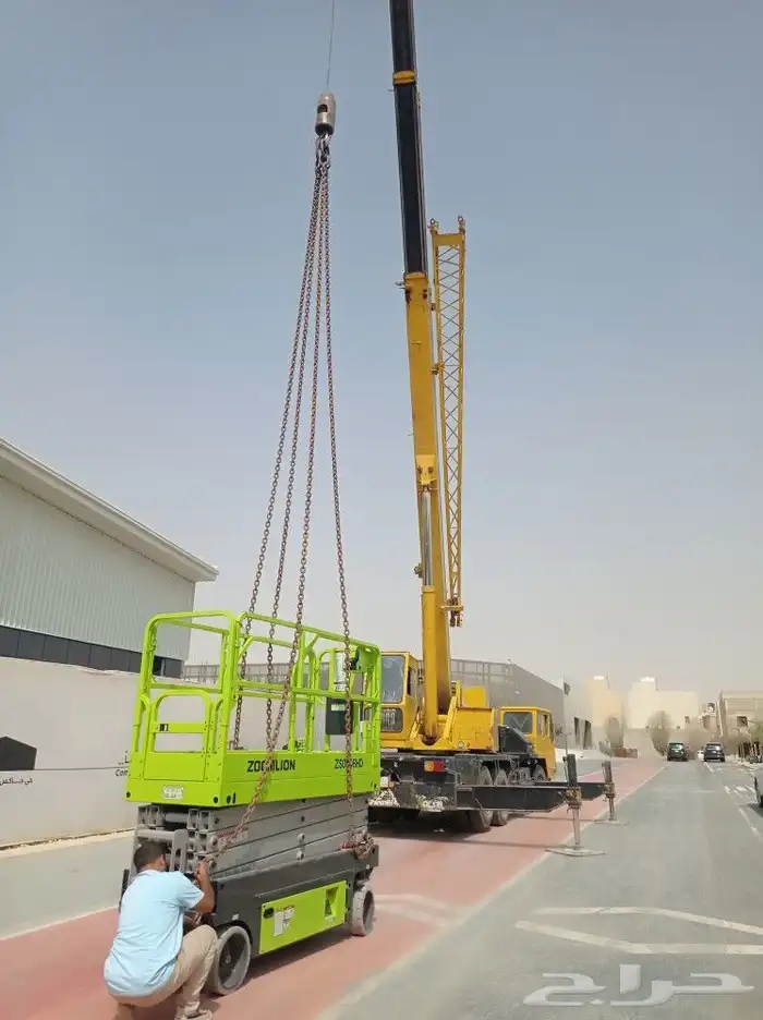 scissor lift for rent سيزر لفت للايجار سيزرلفت للإيجار 3