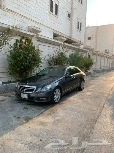 للبيع مرسيدس E300 موديل 2010 0