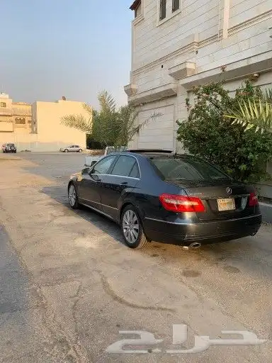 للبيع مرسيدس E300 موديل 2010 8