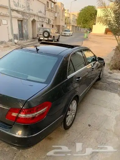 للبيع مرسيدس E300 موديل 2010 5