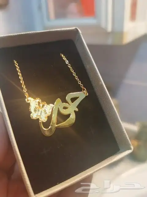 عقد أسماء مطلي ذهب عيار 21 بسعر 99 ريال 12