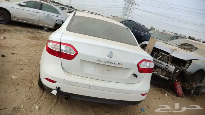 رينو فلونس موديل 2014 قطع غيار تشليح فقط 5