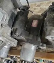 للبيع جميع قطع السيارات اصلي وكاله شد بلد ضمان شهر 7