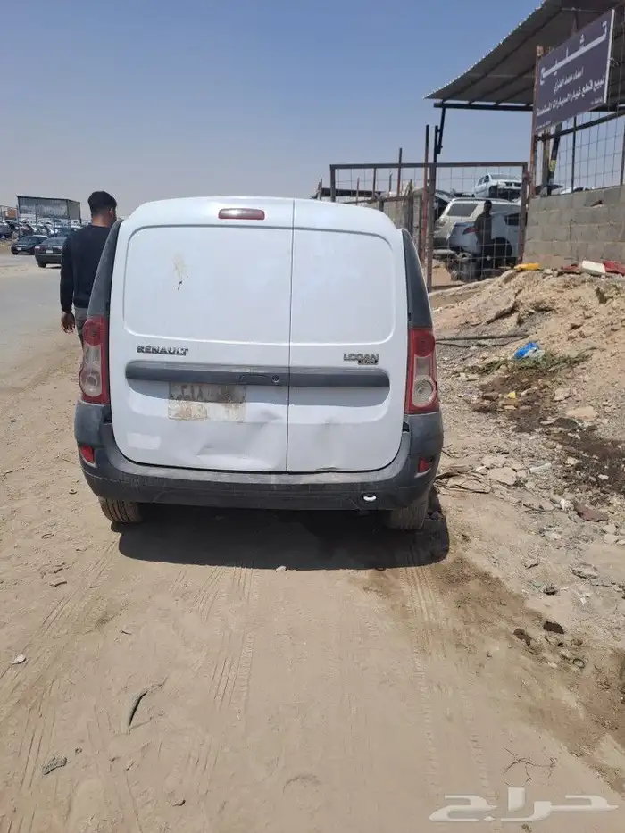 رينو لوقان فان 2012 2
