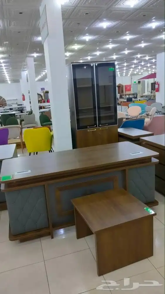 مكاتب حديد   طاولات مدرسيه   كراسي محاضرات 36