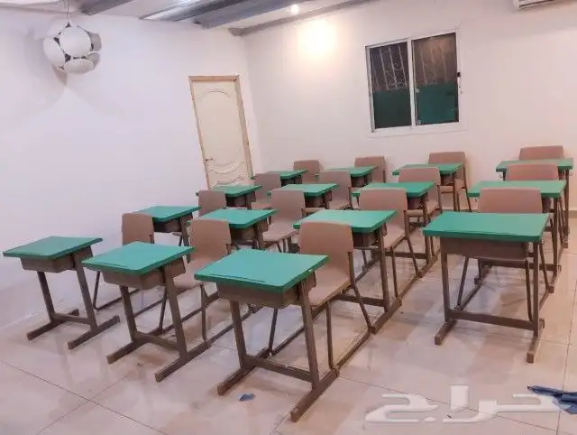 مكاتب حديد   طاولات مدرسيه   كراسي محاضرات 21