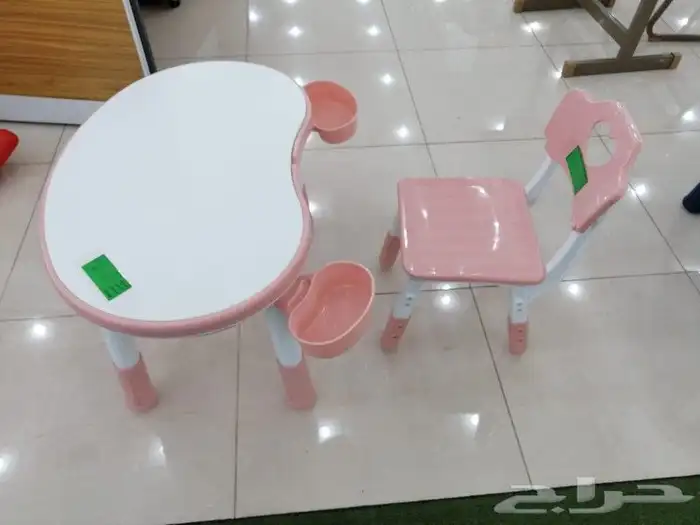 مكاتب حديد   طاولات مدرسيه   كراسي محاضرات 25