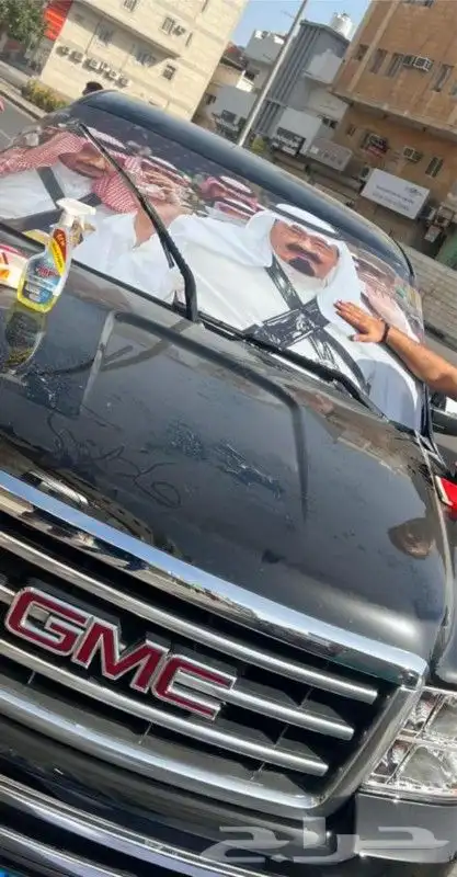 طباعة وتركيب ستيكر اليوم الوطني للسيارات بتصميمك الخاص 15