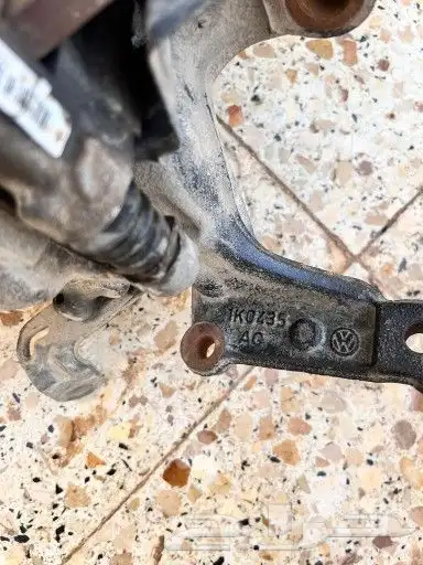 هوبات خلفيه وكليبرات مع قواعدها اودي A3 0