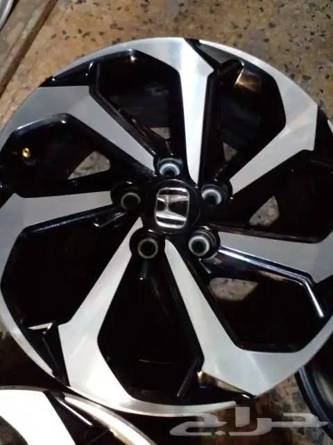 جنوط اكورد موديل 2017 مقاس17اصلي وكاله 7