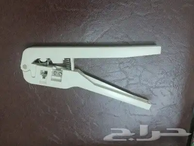 سلك شبكه وسلك تلفون ومكبس 1
