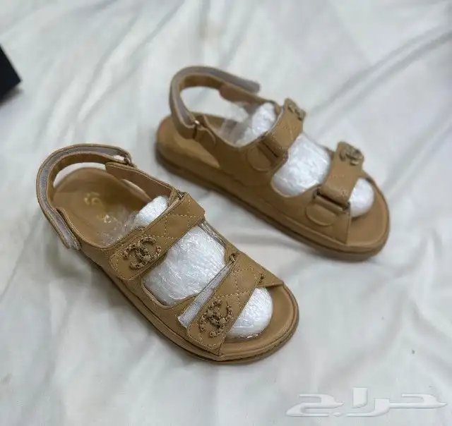 صندل ماركة شانيل درجة اولي 7