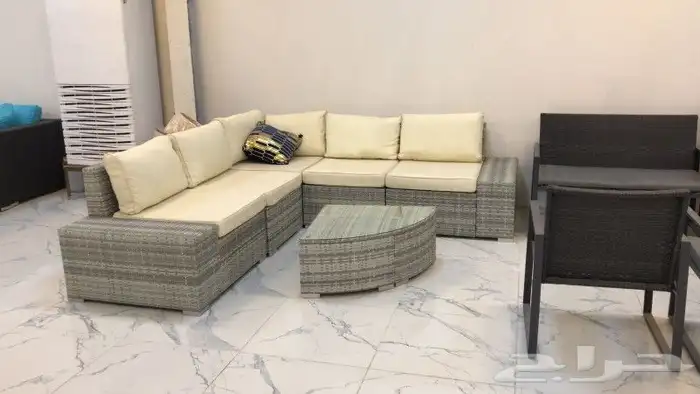 طاولات طعام   جلسات خارجيه   خيام 22
