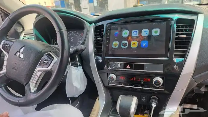 شاشة ميتسوبيشي مونتيرو سبورت 2020 مع كامره خلفيه 2