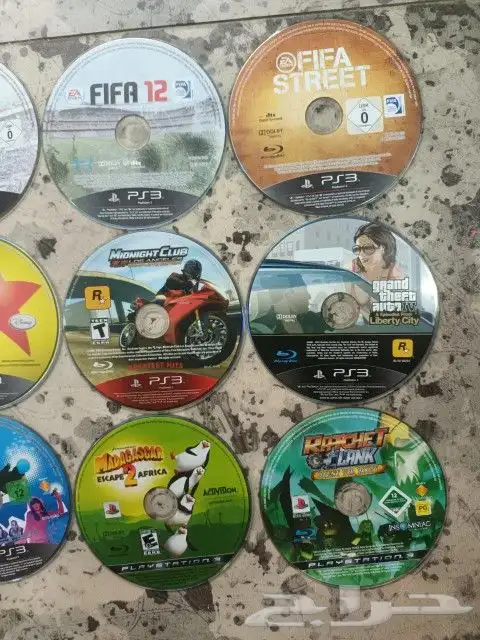 للبيع اشرطه سيديهات بلي ستيشن 4 1