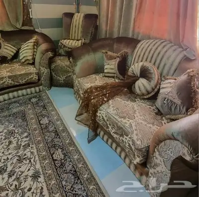 كنب نظيف جدا يتسع 13 شخص 3