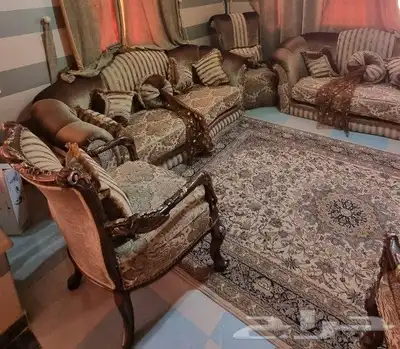 كنب نظيف جدا يتسع 13 شخص 1