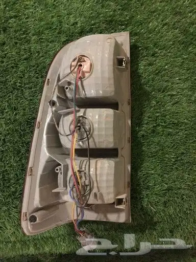 قطع غيار هيلوكس للبيع 3